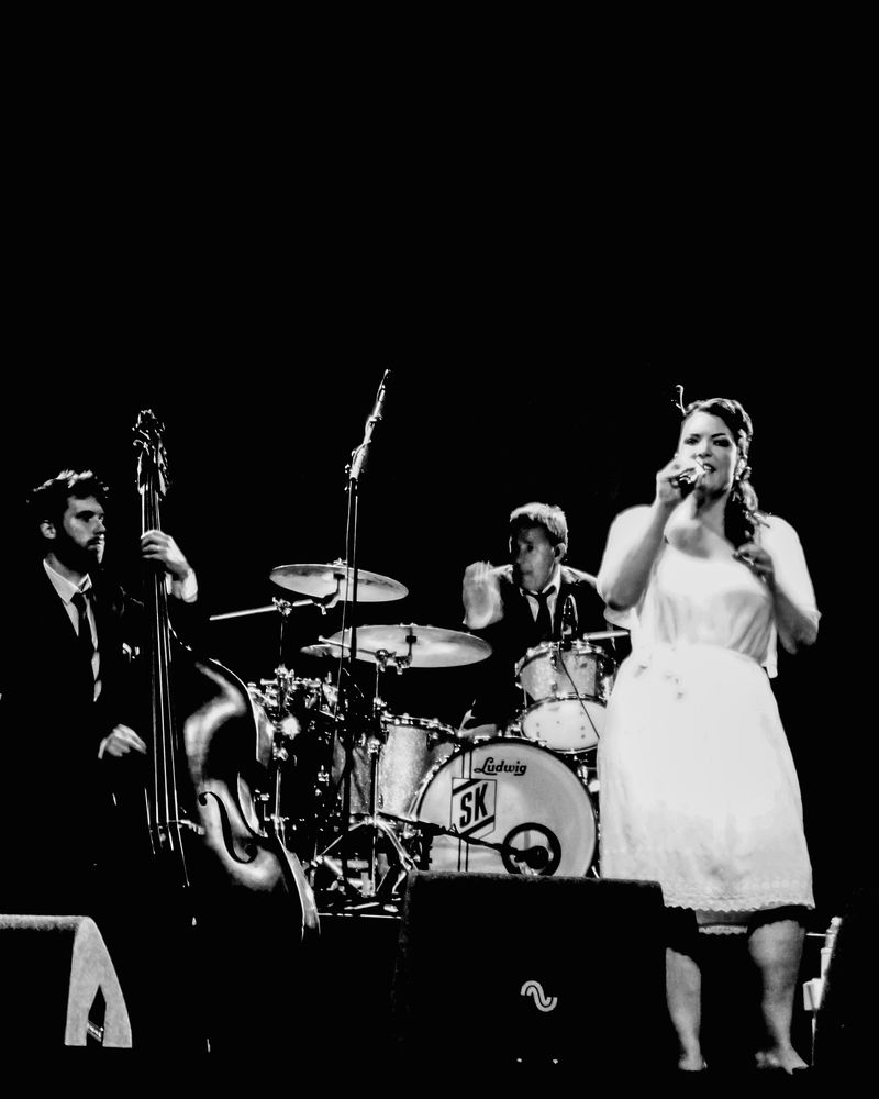 Caro Emerald