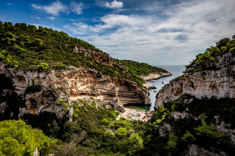 Stivina Beach, Vis