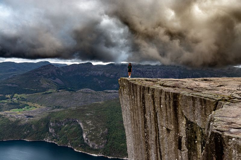 Preikestolen paparazzi